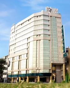 Hotel Avenue - Image 5