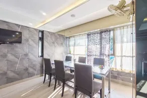 Hotel Executive - Image 3