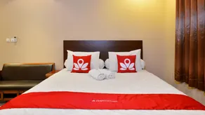 ZEN Rooms Terogong Near Pondok Indah - Image 3