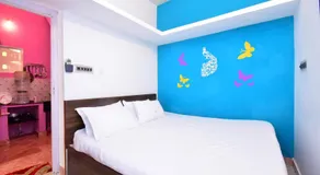 Villa Betty Individual 2 Rooms property at beach front Near French colony - Image 2