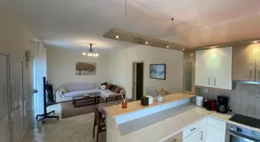 Seaside & Pool Apartments - Image 5