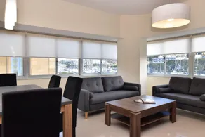 2 Bedroom, Bright & Central Top Floor Apartment - 5 - Image 3