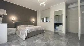Angel's - Image 2