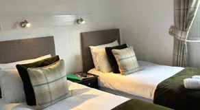 Tay Villa - Image 2
