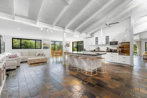 Sleep 9 @ Secluded Farmstay 12min to Coffs Harbour - Image 1