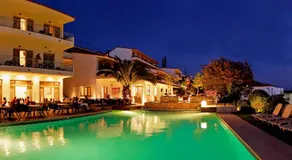 Sandy Bay Hotel - Image 5