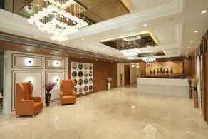 THE GRAND ICON - Image 2