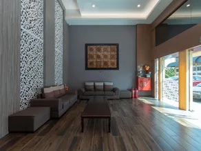 Regent Hotel - Image 3