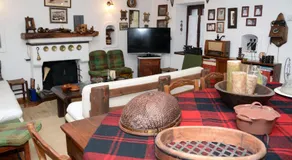 Giorgos' & Noula's Cottage in Desfina village- near Delphi - Image 4