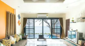 Koh Sirey Beachfront Pool Villa - Image 5
