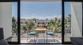 Vela's Condos Ocean Front - Image 4