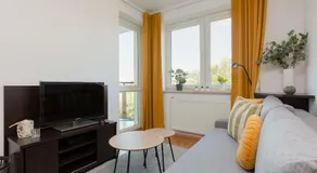 Cozy Apartment with Balcony Warszawa by Noclegi Renters - Image 2