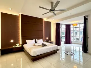 Raja Uda Family Haven 4BR 10 Pax - Image 2