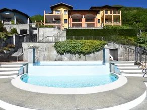 Apartment by Lake Maggiore with Stunning View - Image 4