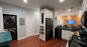 Cozy Chicago Apartment next to the River - Image 3