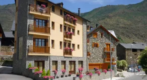 Apartaments La Bonaigua - Image 3