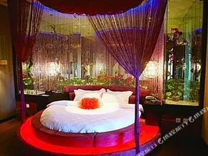 Aiyi Shishang Hotel - Image 3