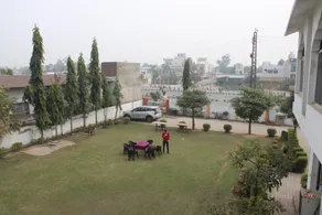 Hotel Raj palace - Image 4