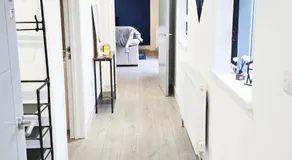 Flat 10 - Stylish 1-Bed Flat - Near Town Centre - Image 3