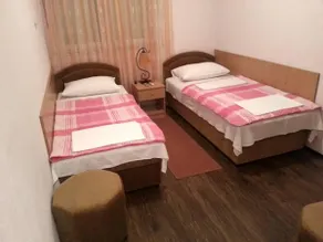 Motel Aura - Image 2