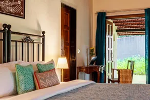 StayVista's Basalt - 5BHK Pet-Friendly Villa with Infinity Pool - Image 5