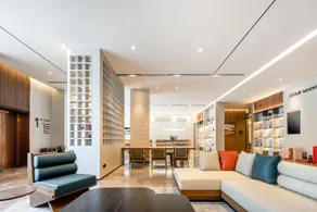 Atour Hotel Luqiao Taizhou - Image 2