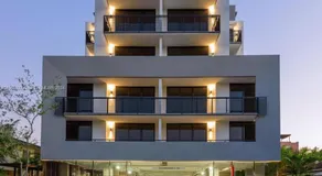 Bay Breeze Premium Apartments by Eskape Collection - Image 4