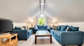 Muskoka Waterfront Cottage with Canoes and Fire Pit - Image 2