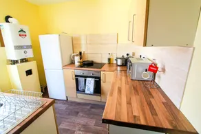 Central Bolton Accommodation - Image 5