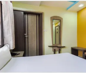 Hotel JMC Inn - Image 5