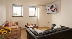 no 1 Wood Street - Image 4