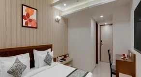 Hotel Sunshine Suites IGI Airport - Image 3