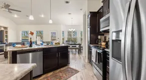 NEW Temple House - 12PPL - Families, Groups, Insurance - Quiet Street, 5 Mi To Meta, BS&W, UMHB Pets OK, FAST Wi-Fi FREE Parking - Professionally Managed By Stay Albatross Furnished Rentals - Image 4