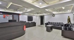 Hotel Nova Cross Road - Image 4