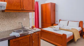 Arsinoi Studios and Apartments - Image 5