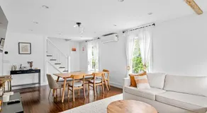 Cozy Greenport Cottage - Image 2