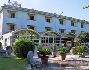 Hotel Park Jonio - Image 2