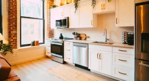 Historic 2BR suite in Halifax w Free Parking - Image 3