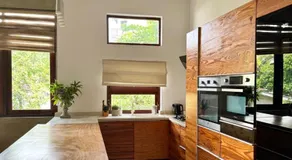 Luxe Hideaway - Image 3