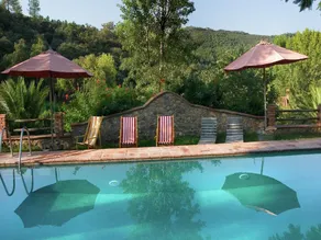 La Zoya, Tranquil Riverside Retreat - Image 2