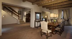 \"Villa dei Cavalli\" Lyx i landet med magnifik pool i Perugia - Image 2