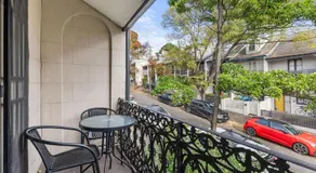 Glebe Retreat with Parking & Outdoor Dining - Image 5