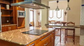 VILLA CANTARES - Image 4