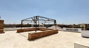 Lovely Studio in Private Villa with Garden View and Free Parking - Image 3