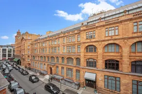 Hububb Luxury Harrods Apartment - Image 4