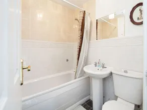 My-Places Abbotsfield Court Townhouse 4 - Image 2