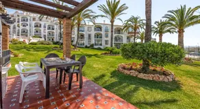 Appartement avec terrasse, internet haut débit et jardin | Vue jardin - Image 4