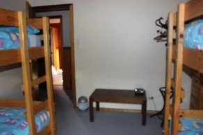 Bott's Beach Retreat - Image 4