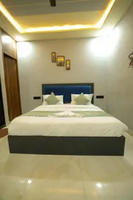 HOTEL BLUEMOON - Image 5