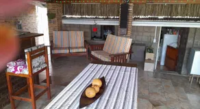 Paul & Mollie's Guest House - Image 3